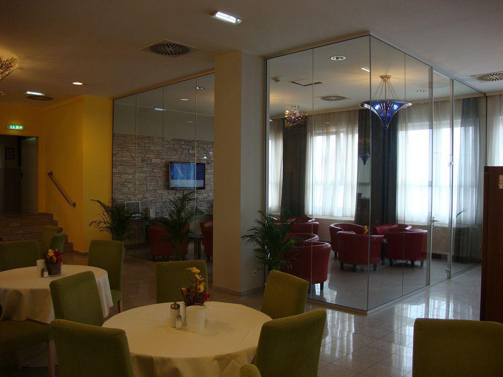 Lenas Donau Hotel Βιέννη Εξωτερικό φωτογραφία
