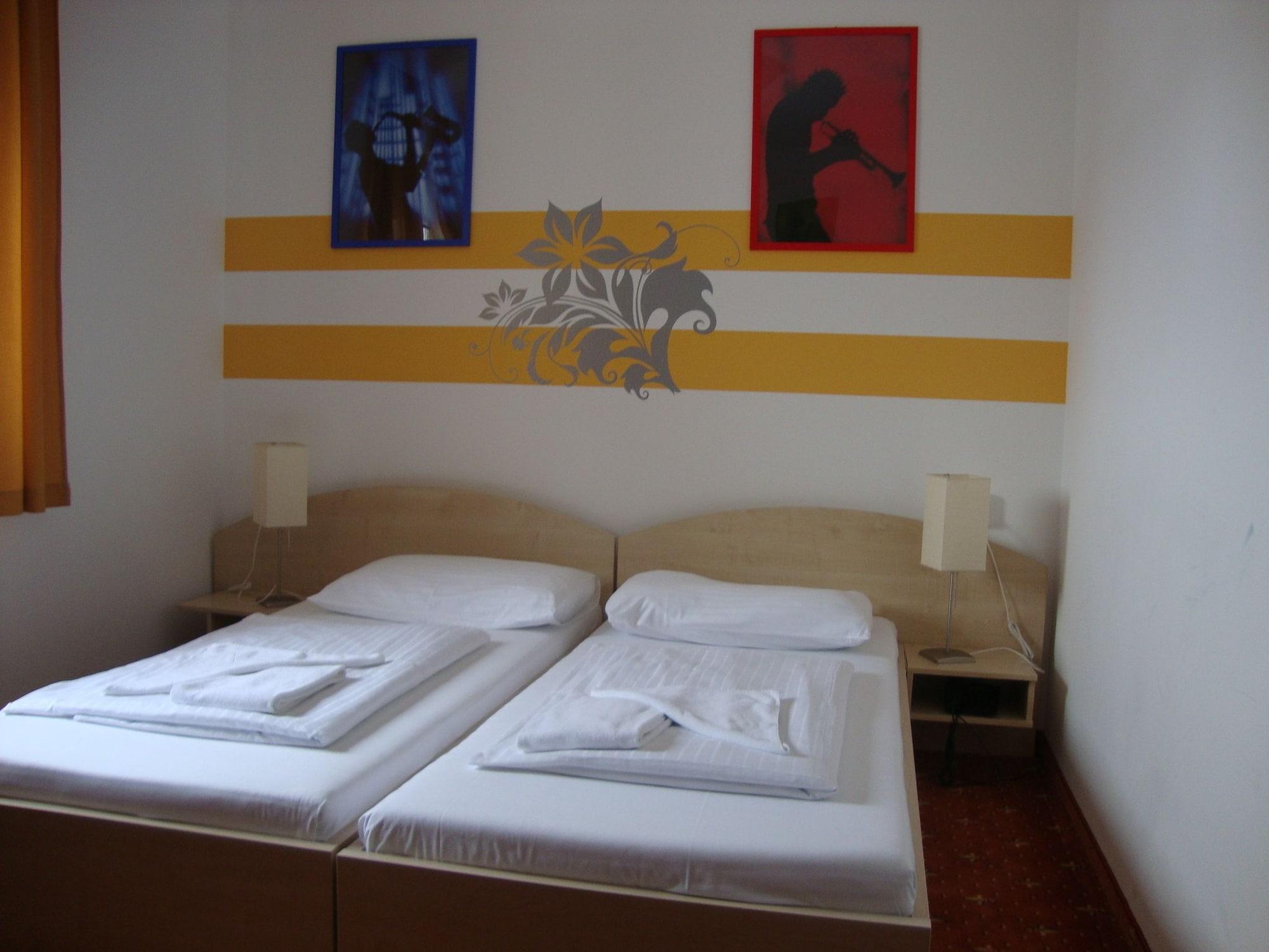 Lenas Donau Hotel Βιέννη Εξωτερικό φωτογραφία