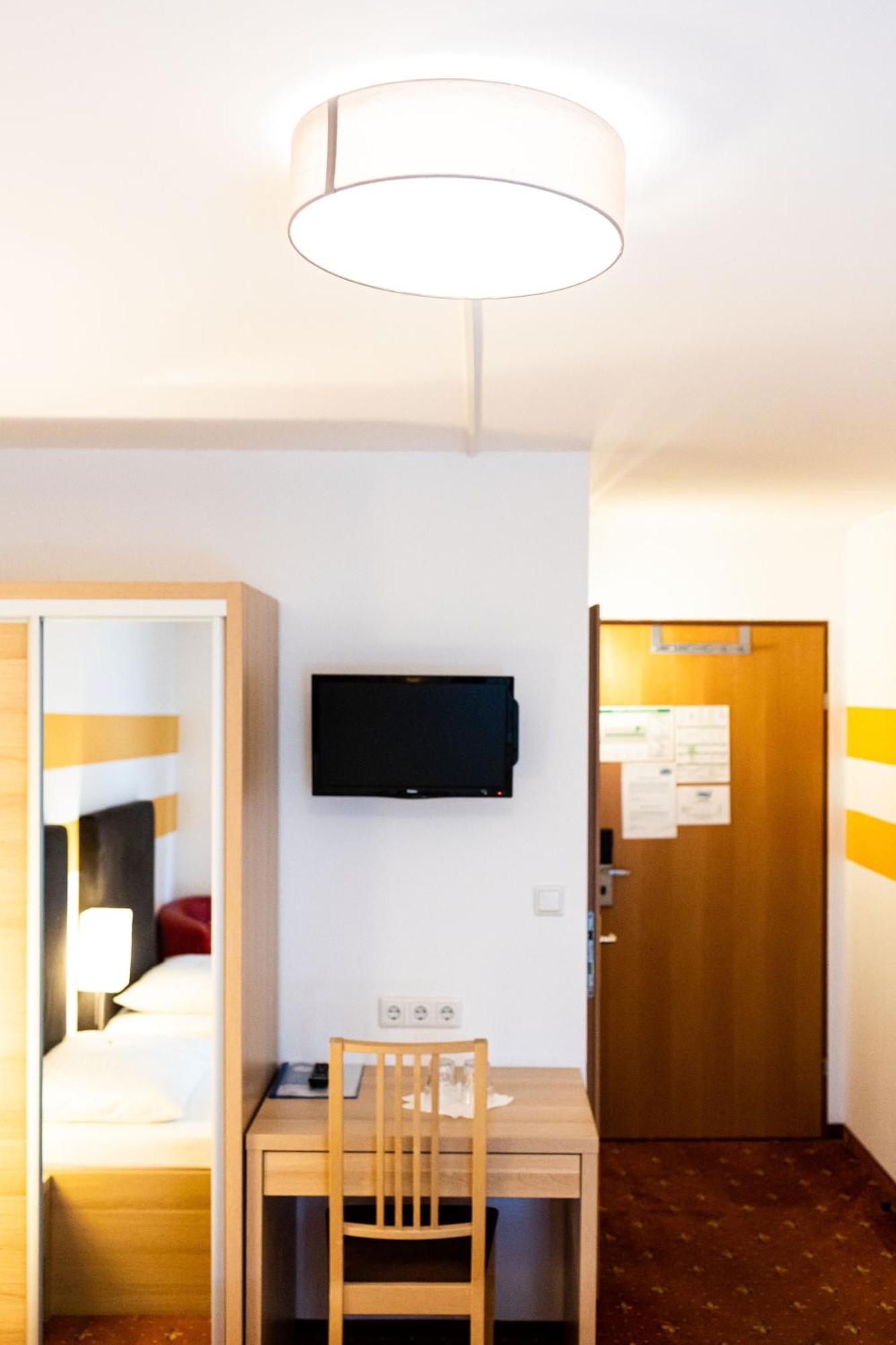 Lenas Donau Hotel Βιέννη Εξωτερικό φωτογραφία